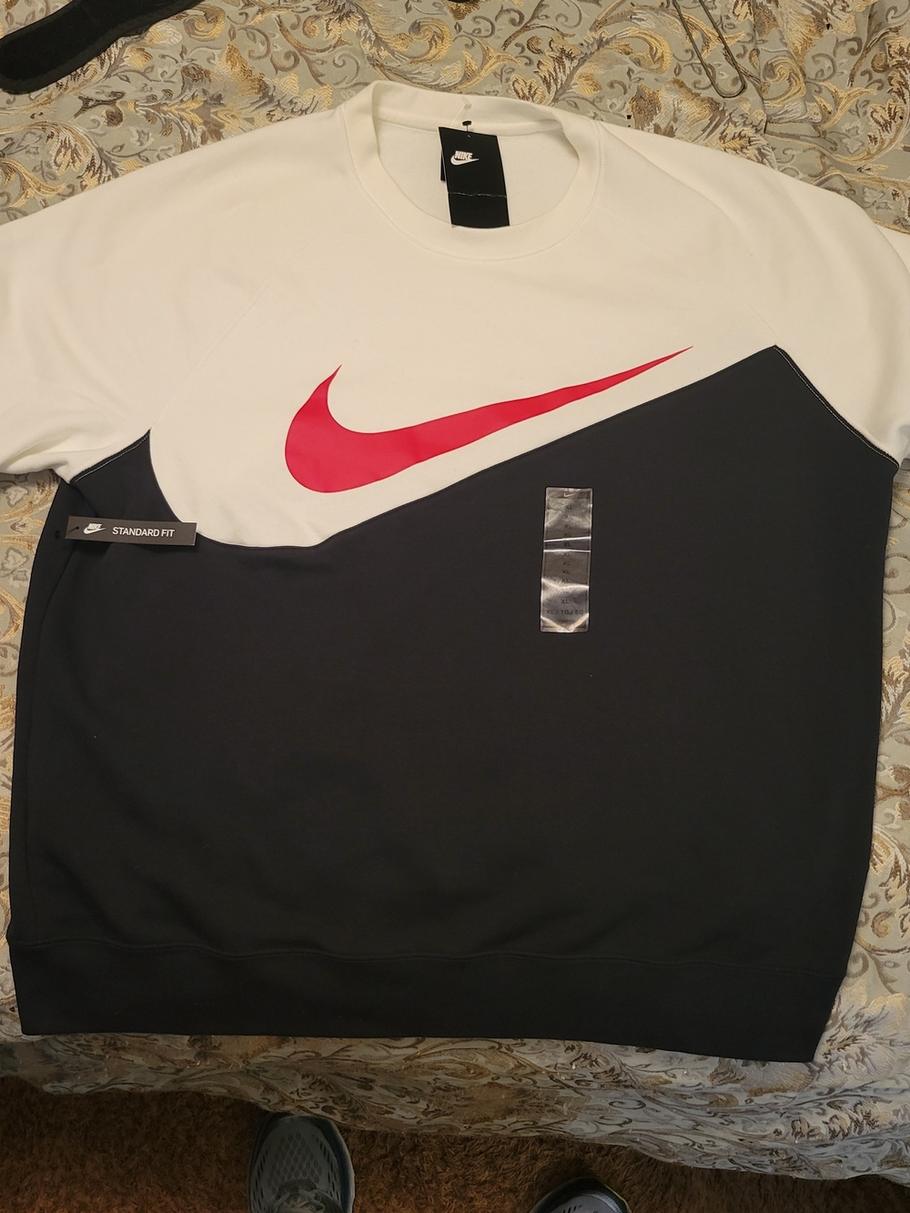 Nike Men's Black, White & Red Colorblock Crewneck Sweatshirt